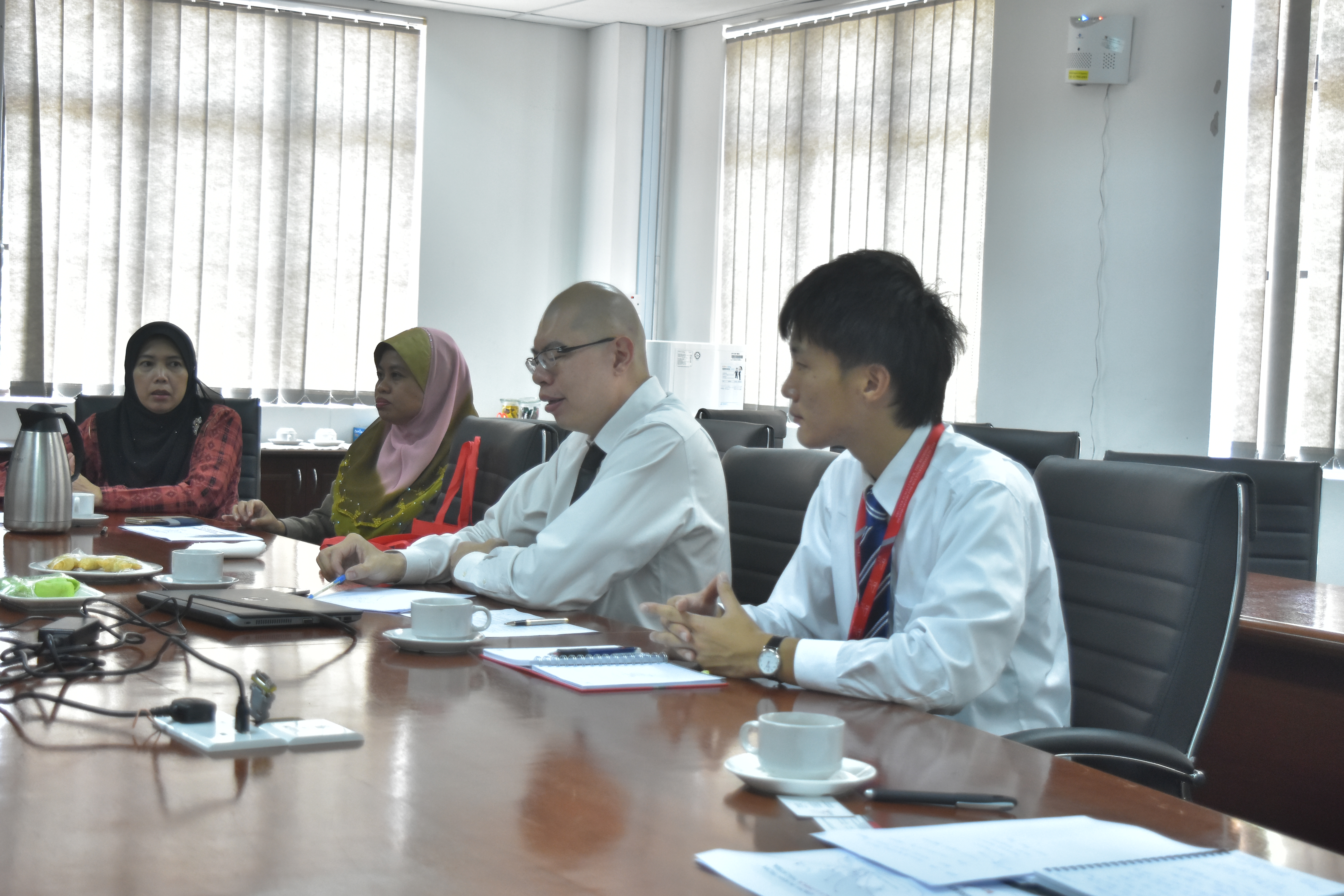 UKM 3062